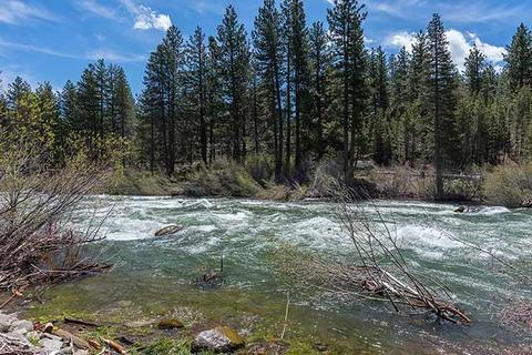 10287 E River St, Truckee, CA 96161 photo 2