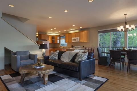 13635 Donner Pass Rd, Truckee, CA 96161 photo 5