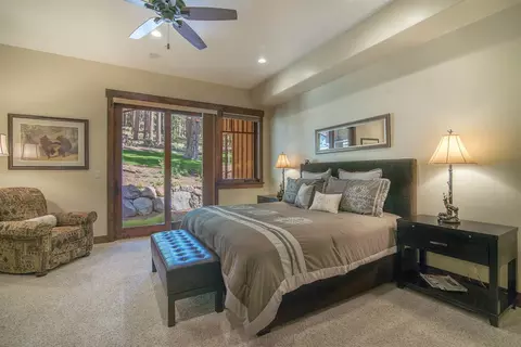 11450 Bottcher Loop, Truckee, CA 96161 photo 7