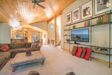 13082 Ski View Loop, Truckee, CA 96161 photo 4