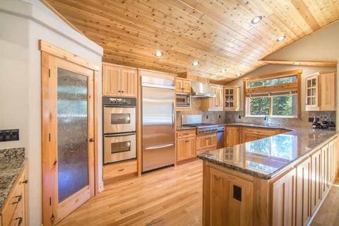 13082 Ski View Loop, Truckee, CA 96161 photo 7