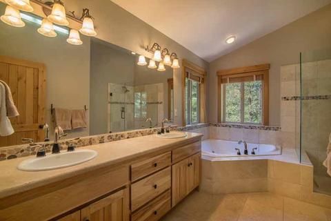 13082 Ski View Loop, Truckee, CA 96161 photo 10