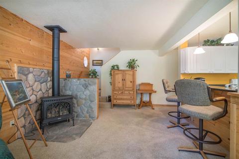 12451 Pine Forest Rd, Truckee, CA 96161 photo 5