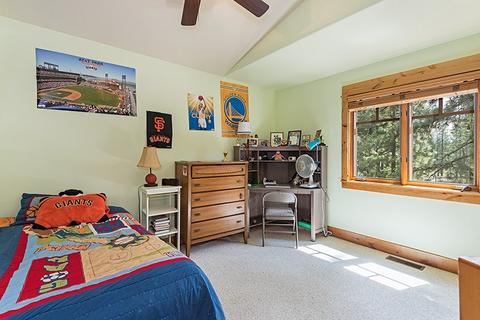 11136 Comstock Dr, Truckee, CA 96161 photo 11