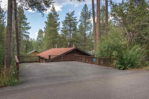 10512 Iris Rd, Truckee, CA 96161 photo 2