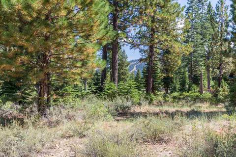 8710 Boscobel Ct, Truckee, CA 96161 photo 6