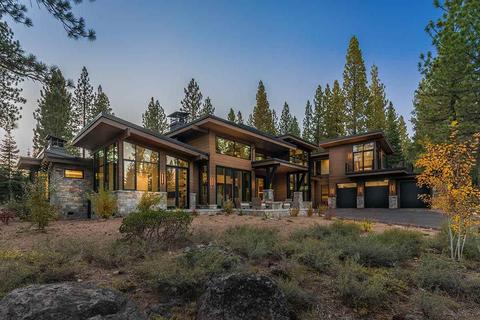 8191 Valhalla Dr, Truckee, CA 96161 photo 2