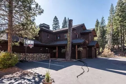 135 Alpine Meadows Rd # 29, Alpine Meadows, CA 96146 photo 2