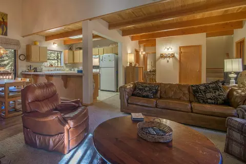 12710 Skiview Loop, Truckee, CA 96161 photo 4