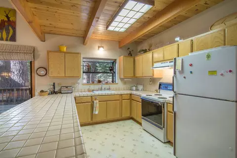 12710 Skiview Loop, Truckee, CA 96161 photo 6