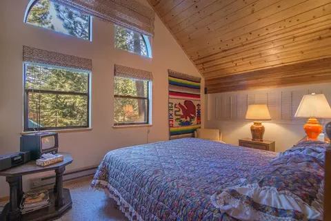 12710 Skiview Loop, Truckee, CA 96161 photo 8
