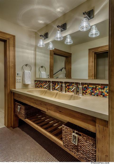8710 Breakers Ct, Truckee, CA 96161 photo 9