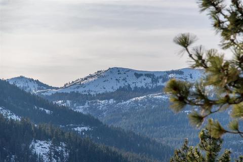 10172 Thomas Dr, Truckee, CA 96161 photo 6