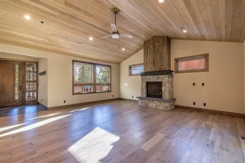 12291 Bennett Flat Rd, Truckee, CA 96161 photo 3