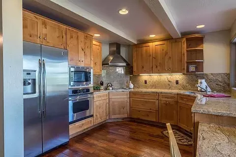 178 Basque, Truckee, CA 96161 photo 5