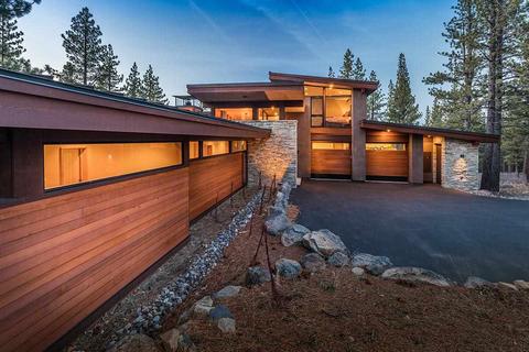 8273 Ehrman Dr, Truckee, CA 96161 photo 2