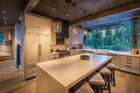 8294 Thunderbird Cir, Truckee, CA 96161 photo 3
