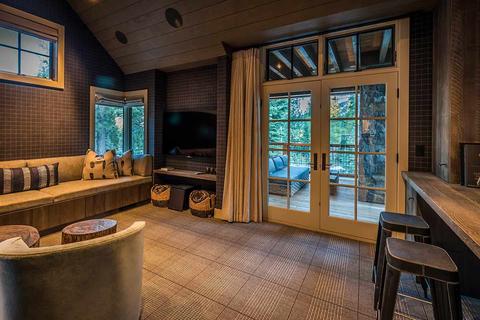 8294 Thunderbird Cir, Truckee, CA 96161 photo 13