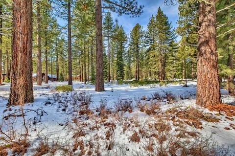 11201 Comstock Dr, Truckee, CA 96161 photo 2