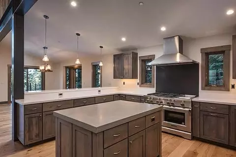 11768 Chamonix Rd, Truckee, CA 96161 photo 7