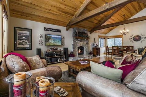 12745 Ski View Loop, Truckee, CA 96161 photo 6