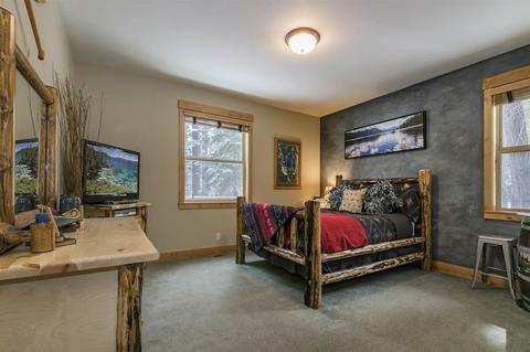 12745 Ski View Loop, Truckee, CA 96161 photo 11