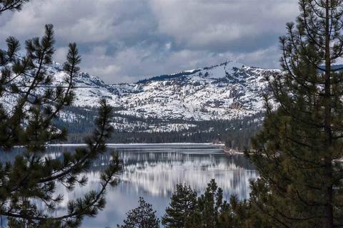 12779 Sierra Dr, Truckee, CA 96161 photo 2