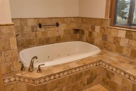 12779 Sierra Dr, Truckee, CA 96161 photo 11
