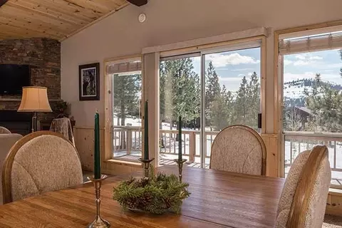 13086 Pinnacle Loop, Truckee, CA 96161 photo 5