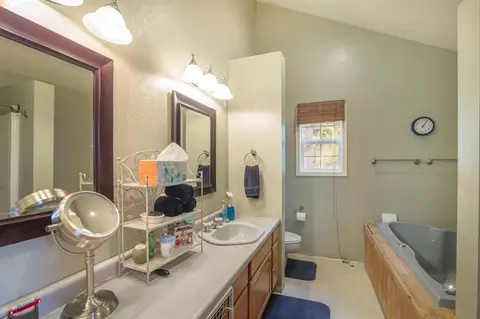 12710 Sierra Dr, Truckee, CA 96161 photo 8