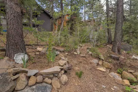 12710 Sierra Dr, Truckee, CA 96161 photo 13