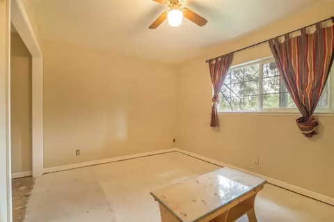 12710 Sierra Dr, Truckee, CA 96161 photo 10