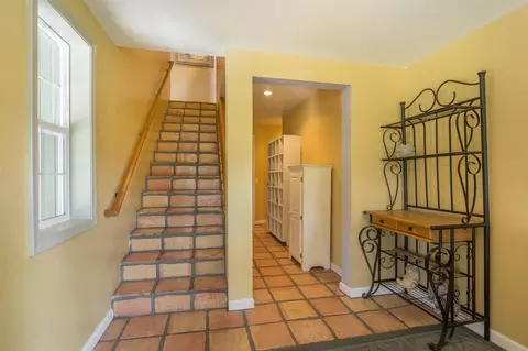 12710 Sierra Dr, Truckee, CA 96161 photo 3