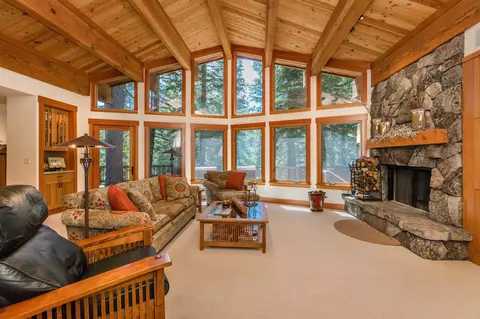 540 Wolf Tree, Truckee, CA 96161 photo 1