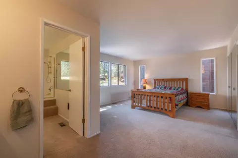 12744 Skiview Loop, Truckee, CA 96161 photo 9