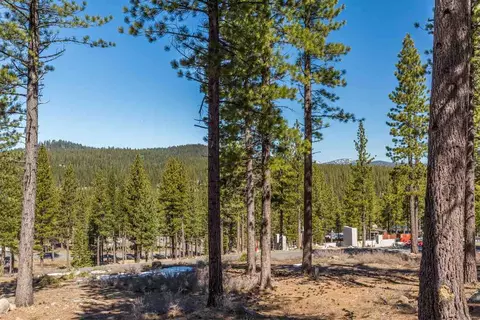 8214 Ehrman Dr, Truckee, CA 96161 photo 9