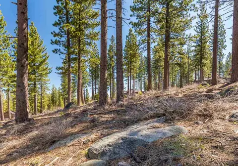 8214 Ehrman Dr, Truckee, CA 96161 photo 10