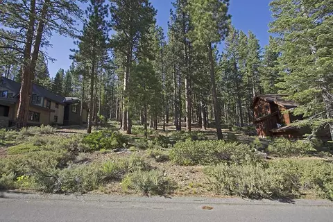 11470 Bottcher Loop, Truckee, CA 96161 photo 1