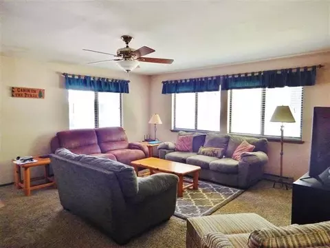 7 Timber Ln, Blairsden, CA 96103 photo 2