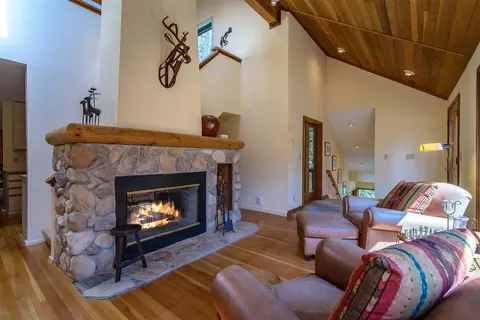 2240 Bear Creek Dr, Alpine Meadows, CA 96146 photo 2