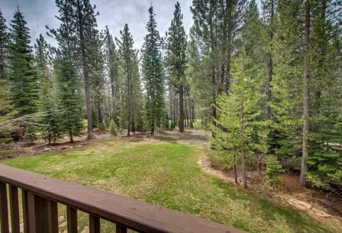 13276 Skiview Loop, Truckee, CA 96161 photo 8