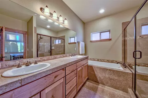 10378 Winter Creek Loop, Truckee, CA 96161 photo 8