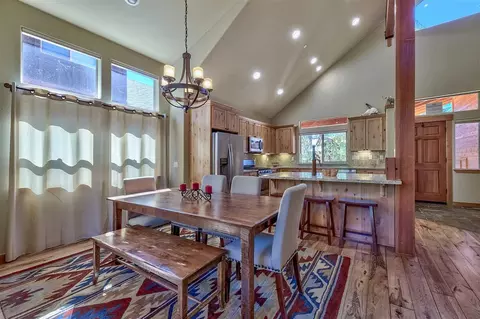 10378 Winter Creek Loop, Truckee, CA 96161 photo 4