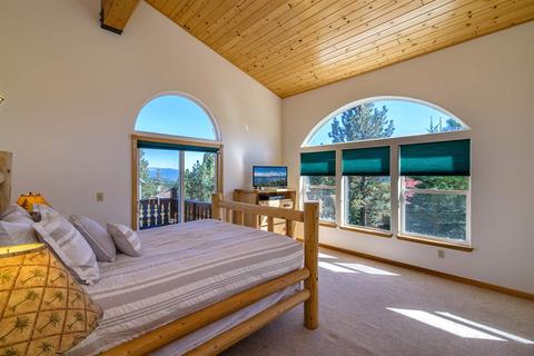 12680 Pinnacle Loop, Truckee, CA 96161 photo 7