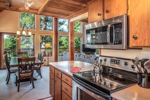 179 Basque, Truckee, CA 96161 photo 3