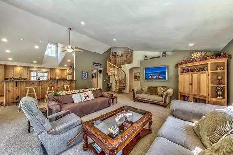 459 Main St, Calpine, CA 96124 photo 3