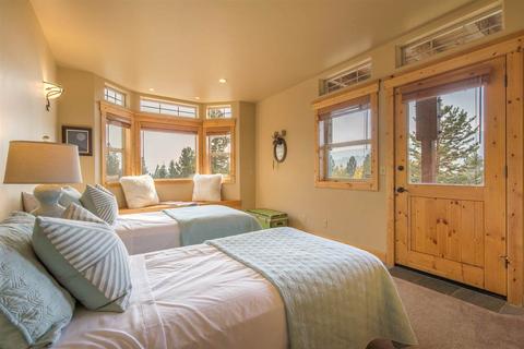 12645 Pinnacle Loop, Truckee, CA 96161 photo 13
