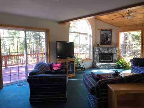 13145 Skiview Loop, Truckee, CA 96161 photo 2