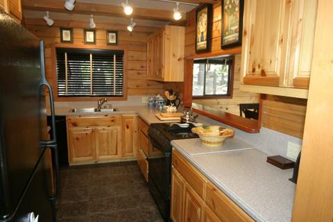 1614 Deer Path, Truckee, CA 96161 photo 2