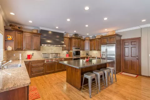 12824 Skiview Loop, Truckee, CA 96161 photo 4